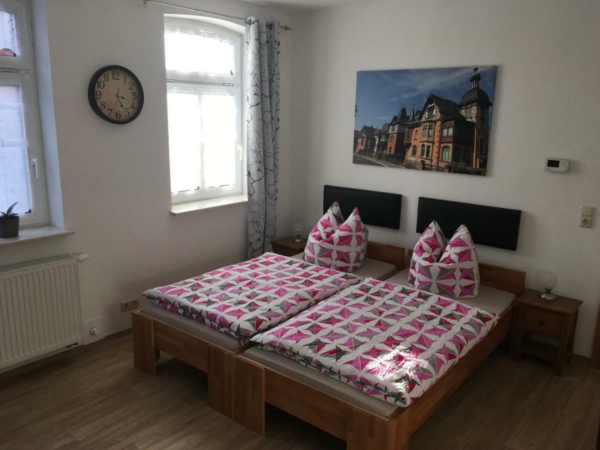 Ferienwohnung Fuer Alt Und Jung Sonneberg Εξωτερικό φωτογραφία